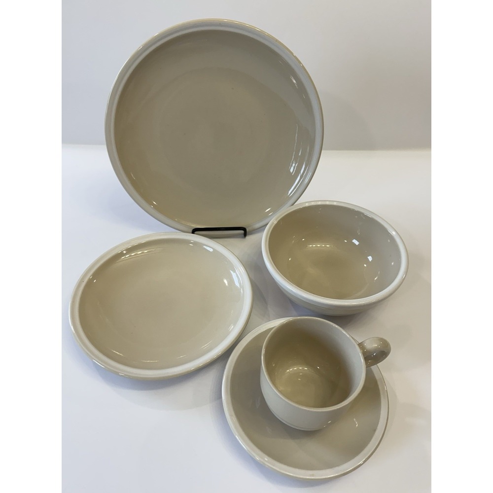 Epoch Whipped Cream 5 Piece Place Setting VTG Dinner Salad Plate Bowl Cup Saucer